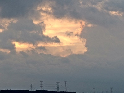 地震から3日後21日（木）の夕焼け, This picture is the sunset after the 3rd day of the earthquake