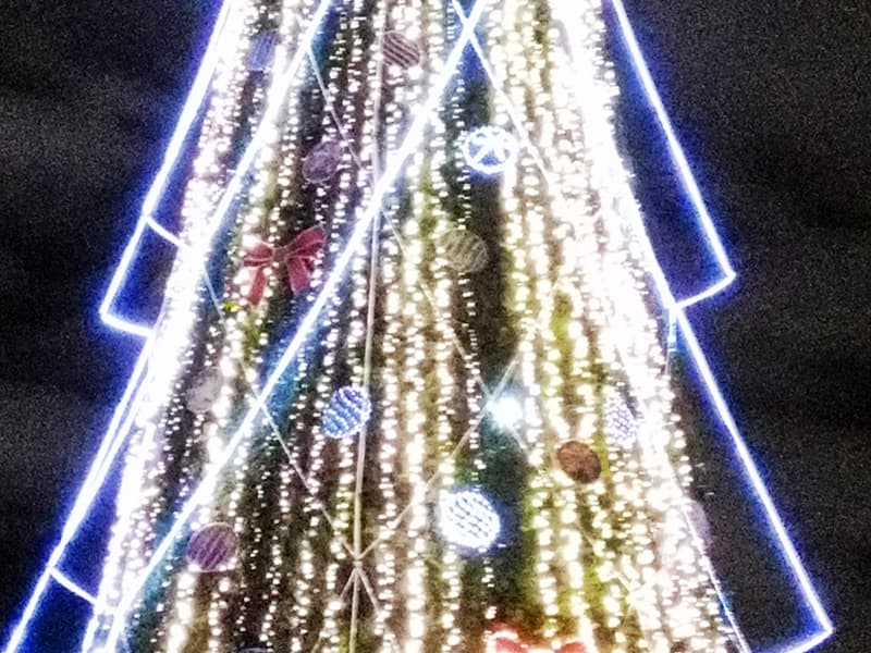 梅田スカイビルのクリスマスツリー, christmas tree in UMEDAT sky Building