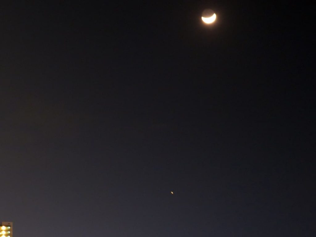 4歳のお月さんと木星,age 4years old moon and jupiter