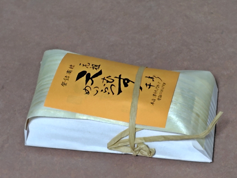 名古屋めし, 天むす, Nagoya-meshi, ten-musu (onigiri)